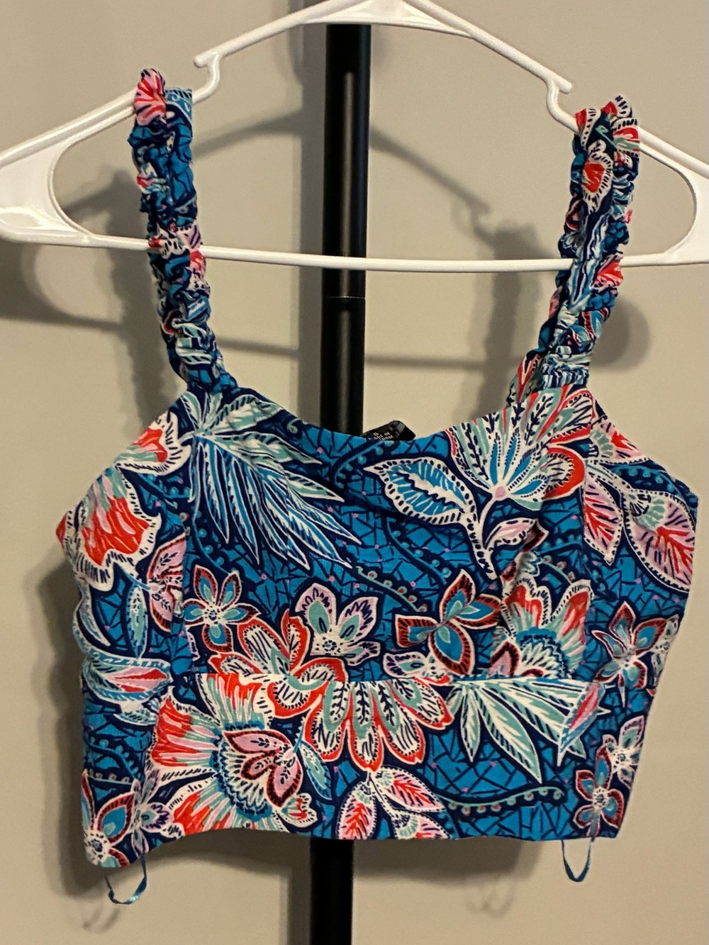 Rachel Zoe Blue Floral Crop Top with Pink and Coral Accents small
